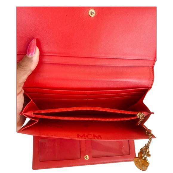 MCM Red w/Golden Hardware Long Trifold Wallet: M9376, EUC - Picture 6 of 10